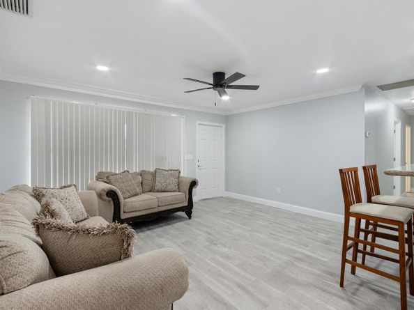 3329 El Vedado Court E, West Palm Beach FL 33405