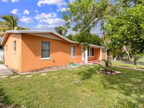 3329 El Vedado Court E, West Palm Beach FL 33405