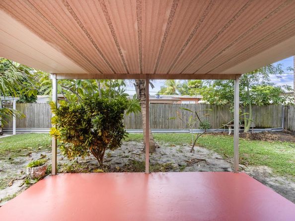 3329 El Vedado Court E, West Palm Beach FL 33405