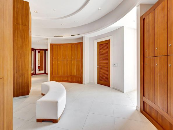 1 N Ocean bvd 612, Pompano Beach FL 33062