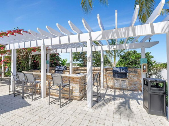 1 N Ocean bvd 612, Pompano Beach FL 33062