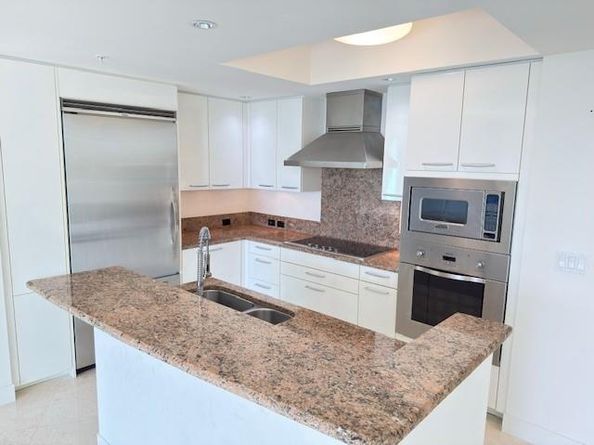 1 N Ocean bvd 612, Pompano Beach FL 33062