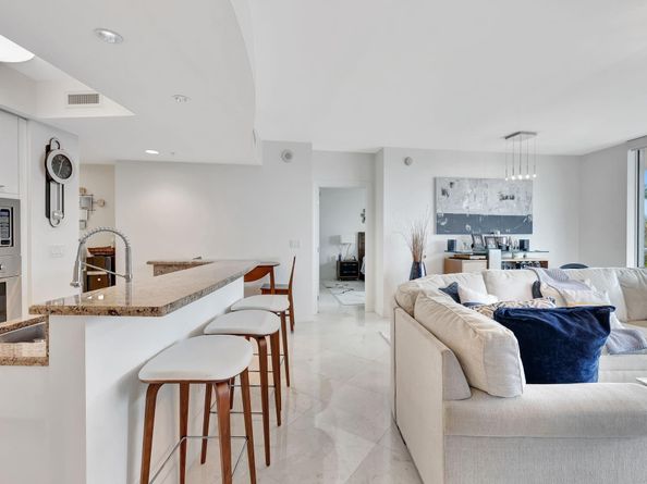 1 N Ocean bvd 612, Pompano Beach FL 33062