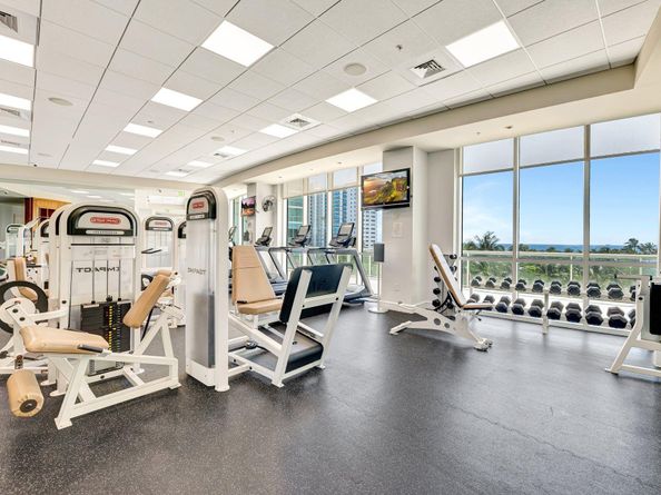 1 N Ocean bvd 612, Pompano Beach FL 33062