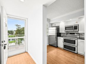 6109 Balboa Cir 304, Boca Raton FL 33433