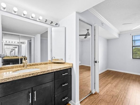 6109 Balboa Cir 304, Boca Raton FL 33433