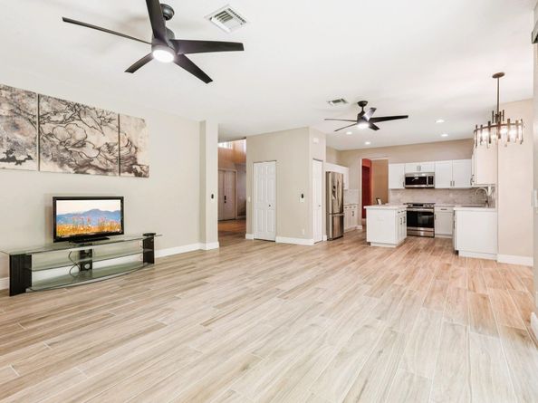 863 Vanda Ter, Weston FL 33327