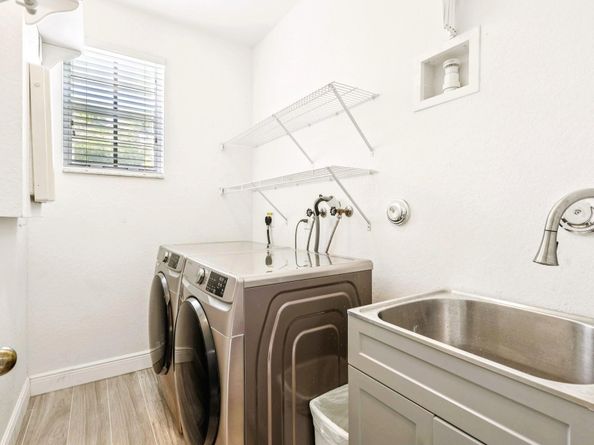 863 Vanda Ter, Weston FL 33327