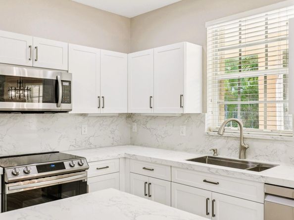 863 Vanda Ter, Weston FL 33327