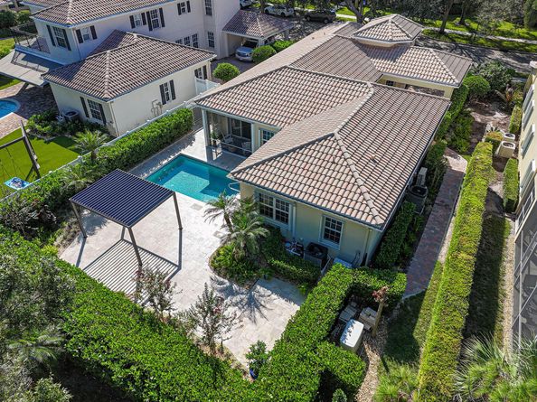 4015 Community Drive, Jupiter FL 33458