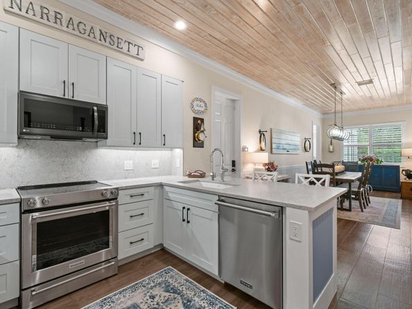 4015 Community Drive, Jupiter FL 33458