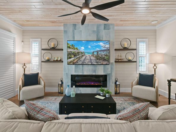 4015 Community Drive, Jupiter FL 33458