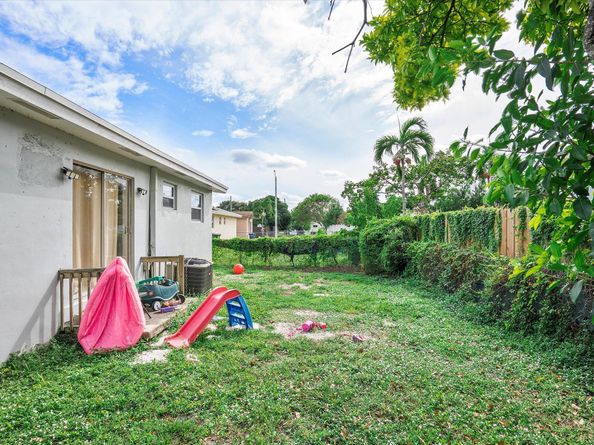 811 NW 5th Avenue, Hallandale Beach FL 33009