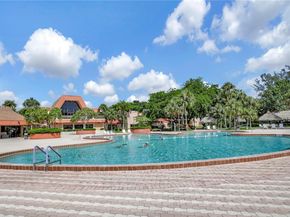 3160 Holiday Springs Boulevard 7104, Margate FL 33063