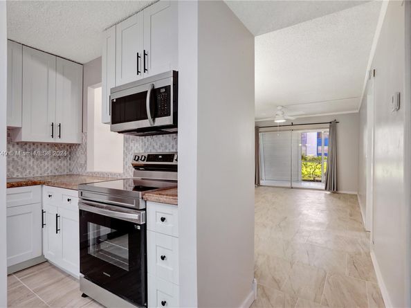 3160 Holiday Springs Boulevard 7104, Margate FL 33063