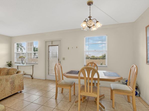 3025 Guildford B 3025, Boca Raton FL 33434