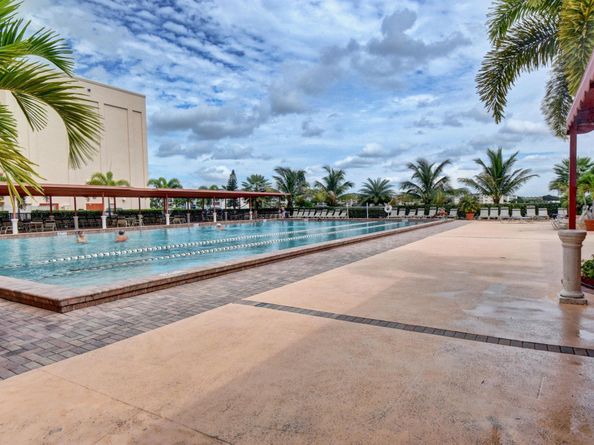3025 Guildford B 3025, Boca Raton FL 33434