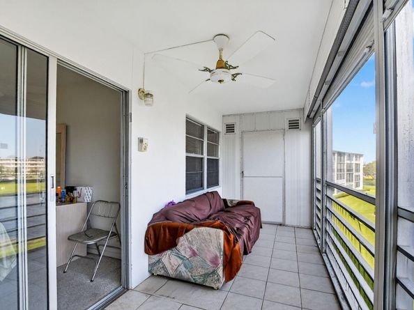 3025 Guildford B 3025, Boca Raton FL 33434