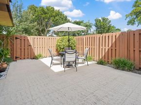 2522 Camelot Ct, Cooper City FL 33026-3649