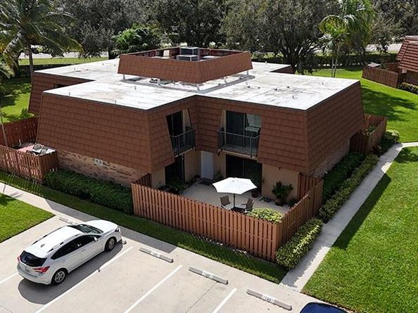 2522 Camelot Ct, Cooper City FL 33026-3649