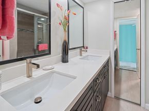 2522 Camelot Ct, Cooper City FL 33026-3649