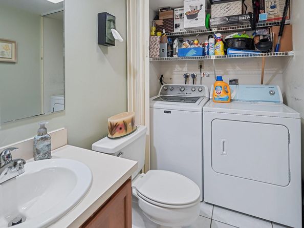 2522 Camelot Ct, Cooper City FL 33026-3649