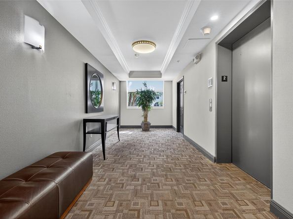 2421 NE 65th St 209, Fort Lauderdale FL 33308