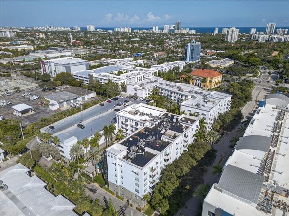 2421 NE 65th St 209, Fort Lauderdale FL 33308