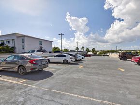 2421 NE 65th St 209, Fort Lauderdale FL 33308