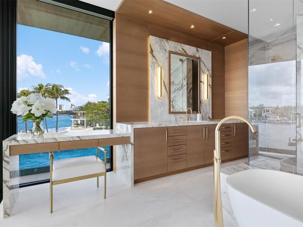 625 San Marco Dr, Fort Lauderdale FL 33301