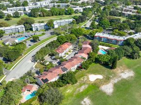 8464 Lagos De Campo Blvd 8464, Tamarac FL 33321