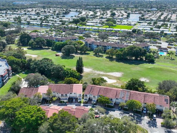 8464 Lagos De Campo Blvd 8464, Tamarac FL 33321