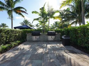 4460 Gramercy Dr, Fort Lauderdale FL 33309