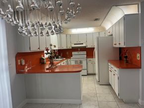 820 W Lakewood Road, West Palm Beach FL 33405