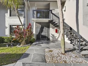 11267 Pond View Drive B104, Wellington FL 33414