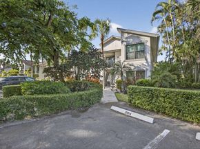 11267 Pond View Drive B104, Wellington FL 33414