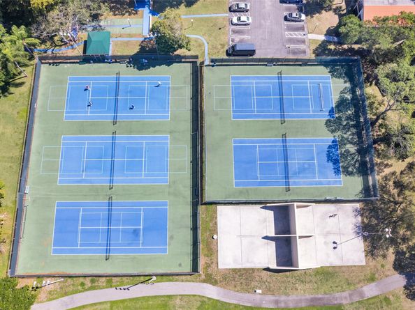 2222 N Cypress Bend Dr 201, Pompano Beach FL 33069