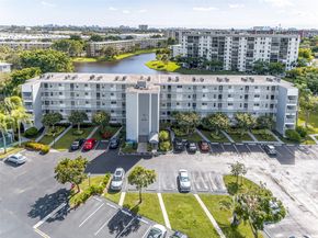2222 N Cypress Bend Dr 201, Pompano Beach FL 33069
