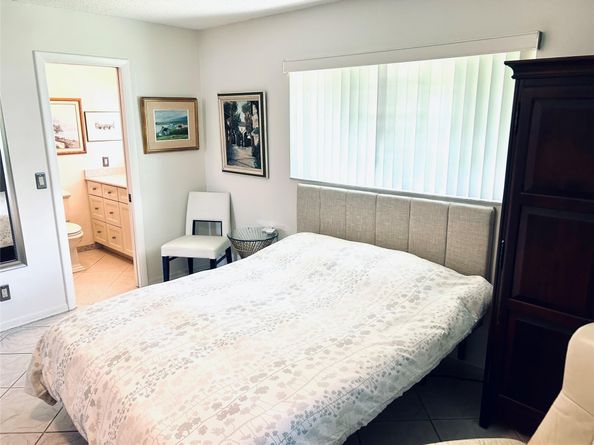 850 Meadowlark Ln 850, Delray Beach FL 33445