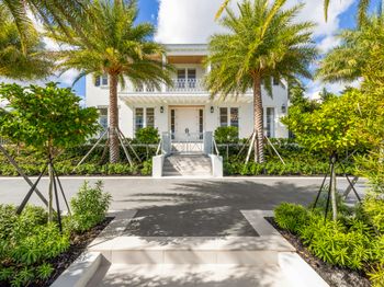 2415 S Flagler Drive