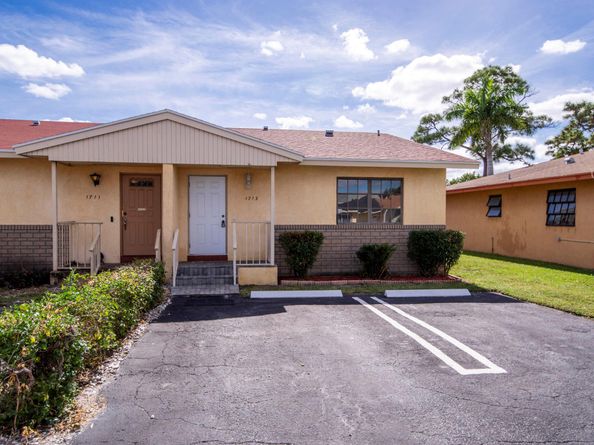 1713 Barton Court, Lake Worth Beach FL 33460