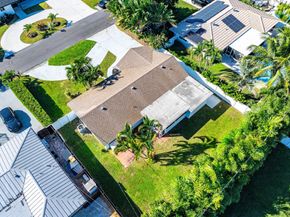 2814 SW 5th Street, Boynton Beach FL 33435