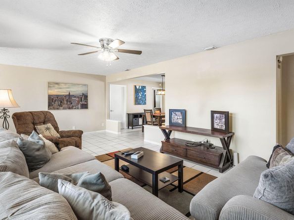 2814 SW 5th Street, Boynton Beach FL 33435