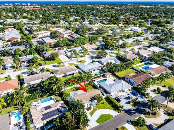 2814 SW 5th Street, Boynton Beach FL 33435