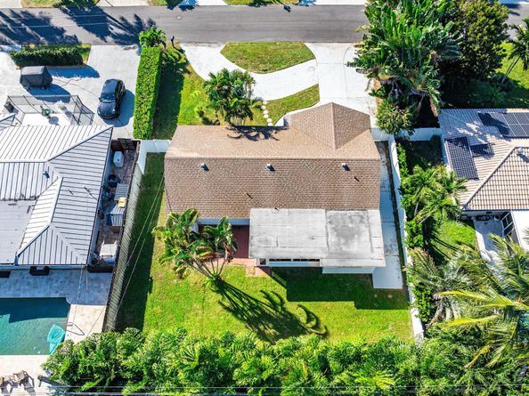 2814 SW 5th Street, Boynton Beach FL 33435