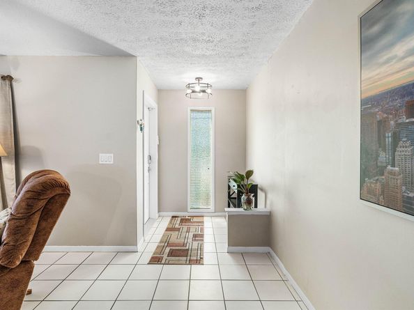 2814 SW 5th Street, Boynton Beach FL 33435