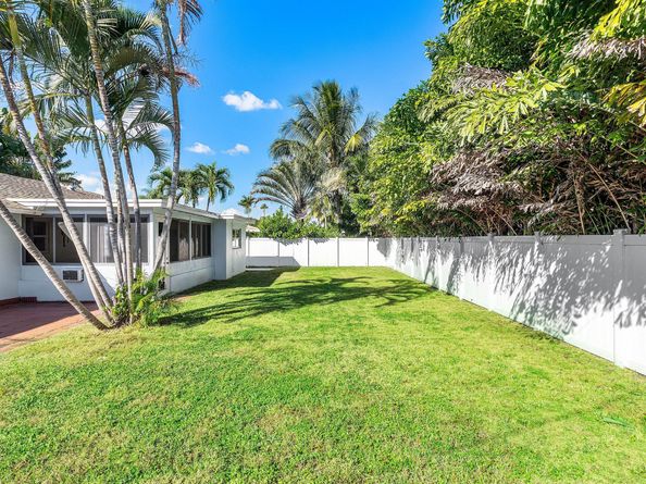 2814 SW 5th Street, Boynton Beach FL 33435