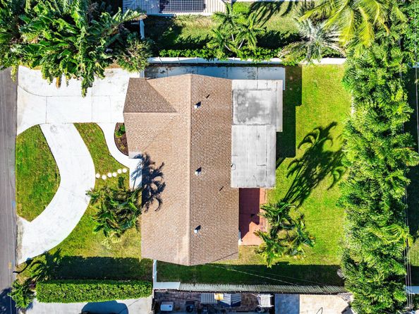 2814 SW 5th Street, Boynton Beach FL 33435