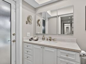 7337 SW 9th Ct, Plantation FL 33317