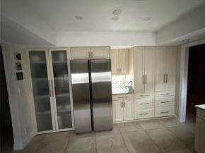 7337 SW 9th Ct, Plantation FL 33317